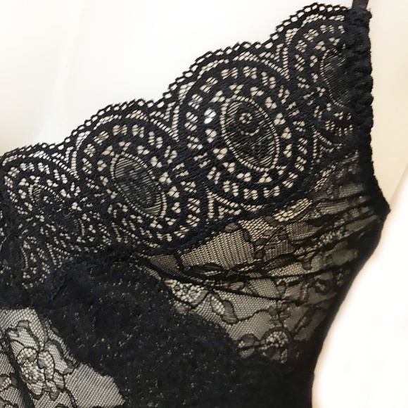 Victoria Secret Lace Lingerie Slip Chemise - Picture 5 of 9